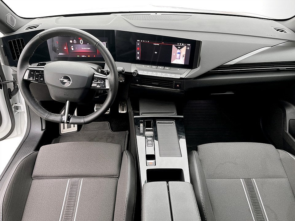 Bild på Opel Astra GS 5D 1.2 PT 130hk Aut - 360-KAMERA, NAV