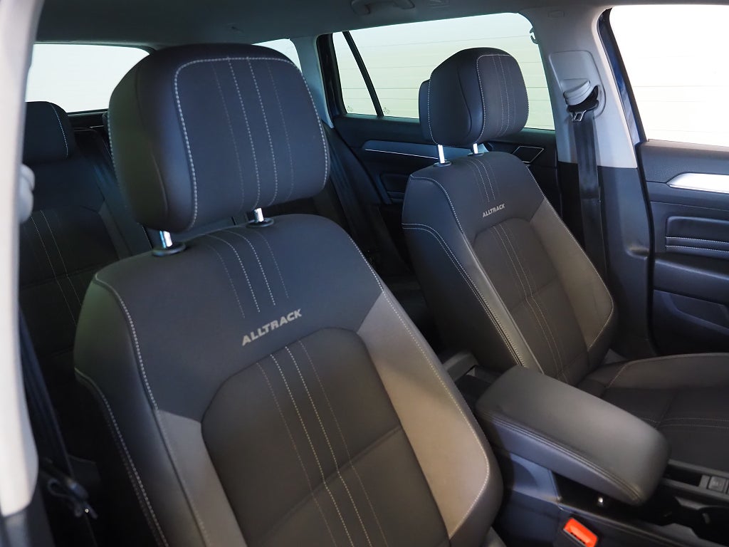 Volkswagen Passat Alltrack TDI 200hk 4Motion|Cockpit|Drag|D-värm|IQ Light| 2022