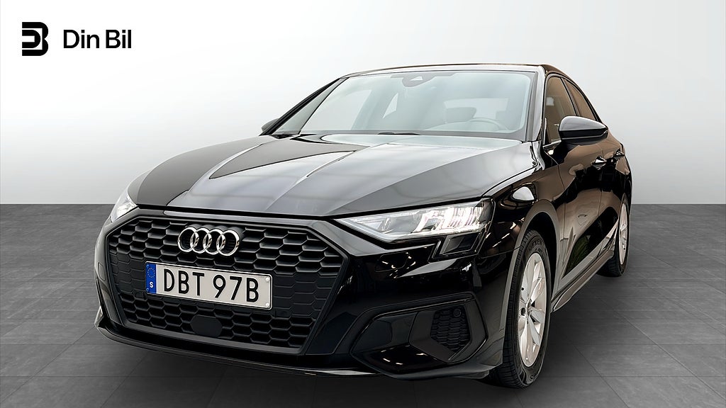 Audi A3 Sedan 35 TFSI 150HK Carplay Backkamera