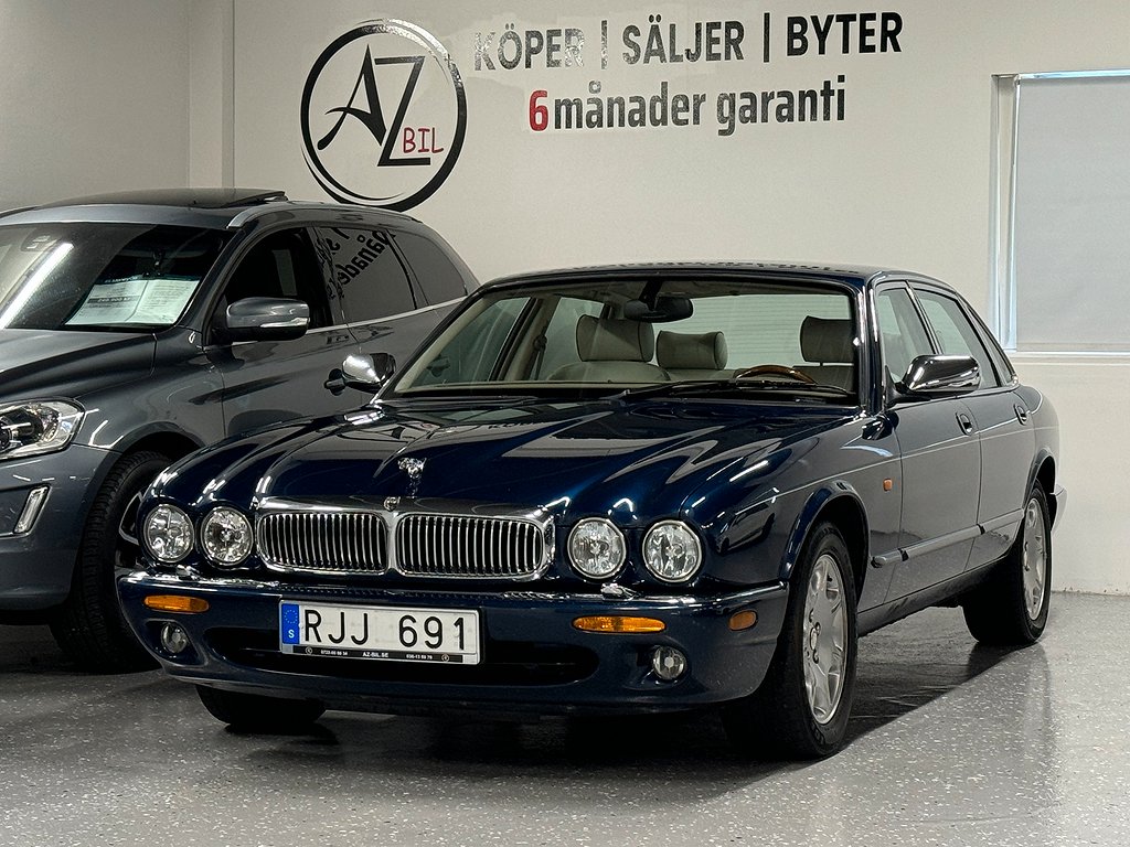 Jaguar XJ 3.2 V8 skinn klädsel fintskick lågmil