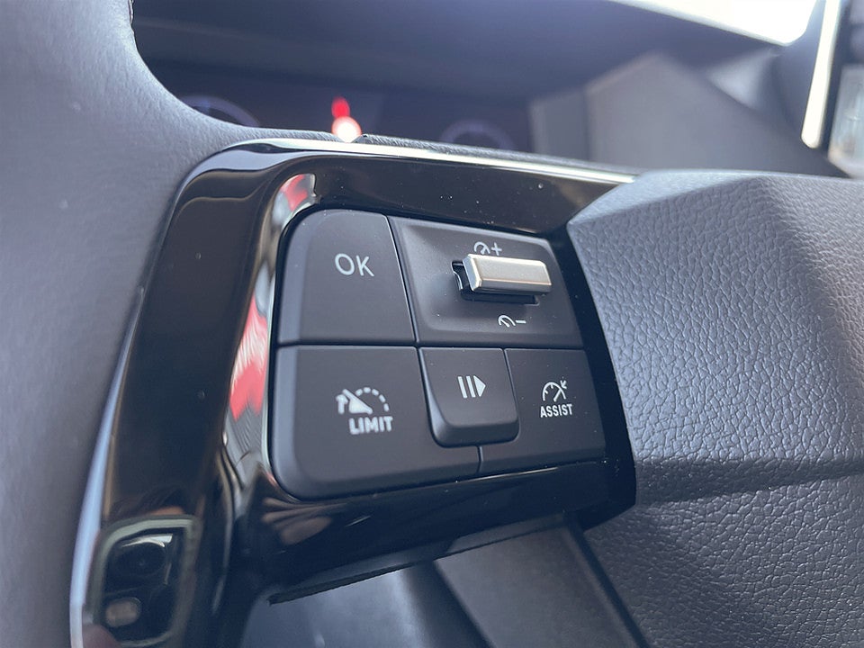 Bild på Peugeot Expert BlueHDi 145hk Aut L3 - EDITION! Värmare & Dragkrok