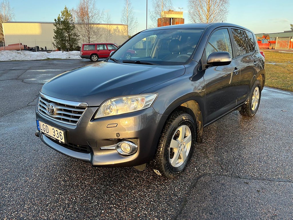 Toyota RAV4 2.0 VVT-i 4x4 Ny bes.