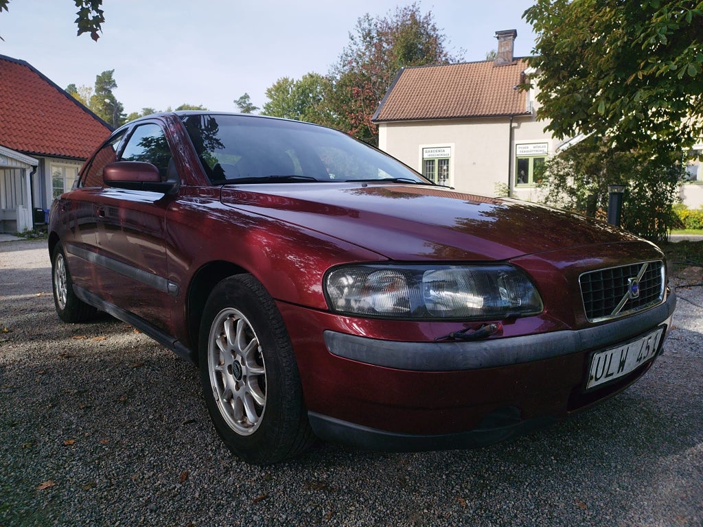 Volvo S60 2.4 Euro 4, AC Kyler, Besiktad