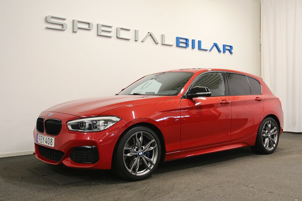 BMW M140i xDrive Taklucka Navi H&K Svensksåld 340hk 