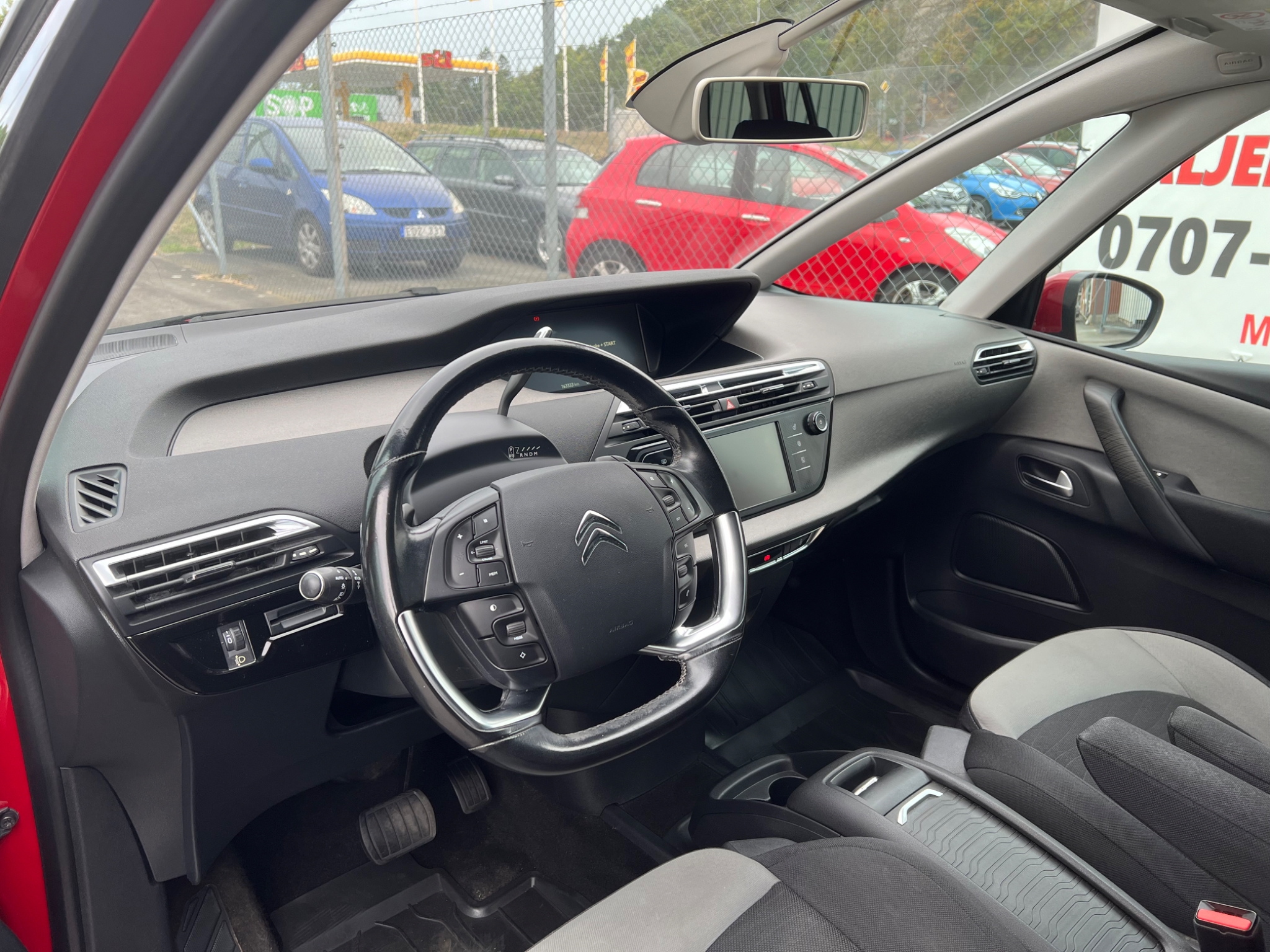 Citroen C4 2016, photo 6/53