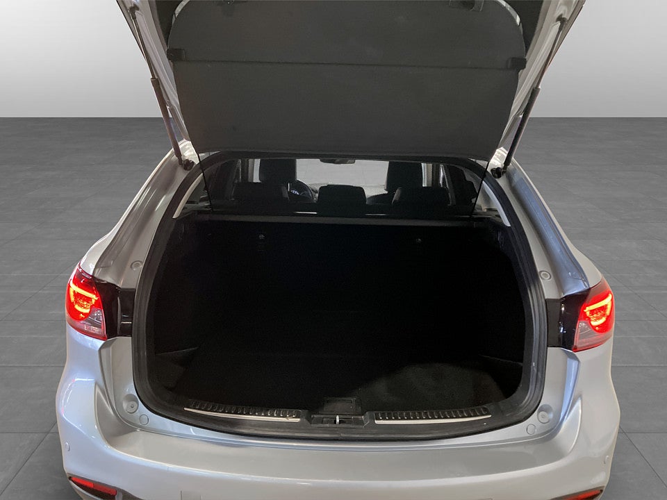 Bild på Mazda 6 Wagon 2.2 SKYACTIV-D 175hk Aut AWD KAMPANJRÄNTA 3,99%
