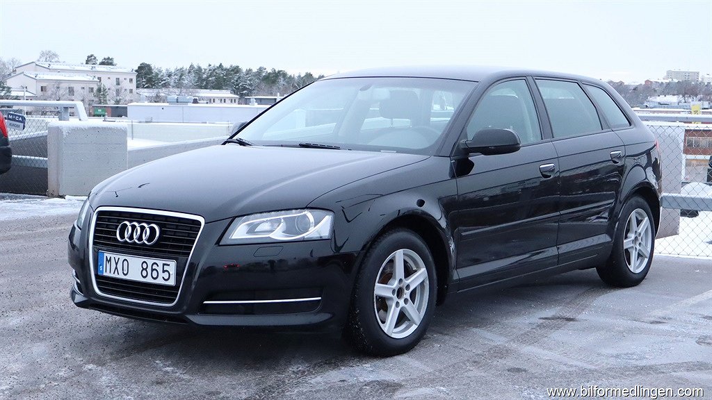 Audi A3 1.6 TDI Sportback 105hk, Attraction V/S-hjul