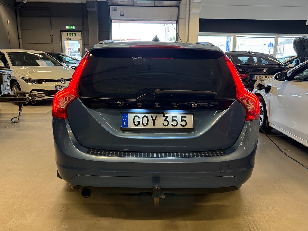 Volvo V60 2015 - miniatyr 7