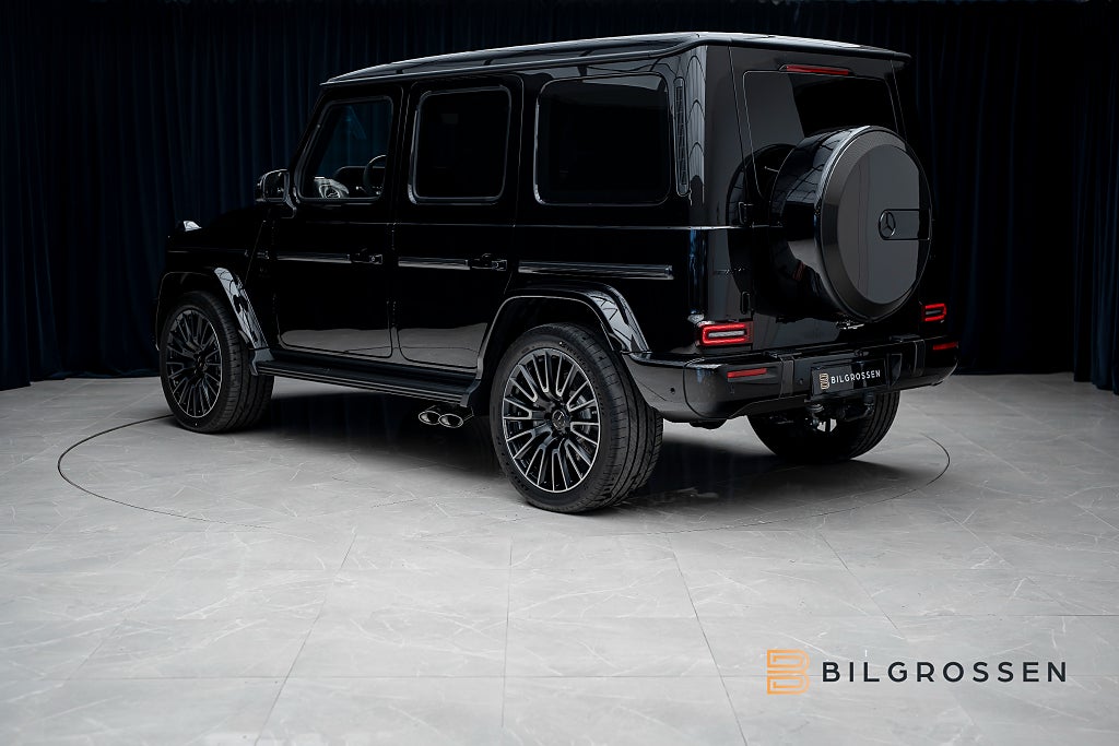 Mercedes-Benz G63 AMG Superior Line Full Kolfiber Active Ride TV MY27