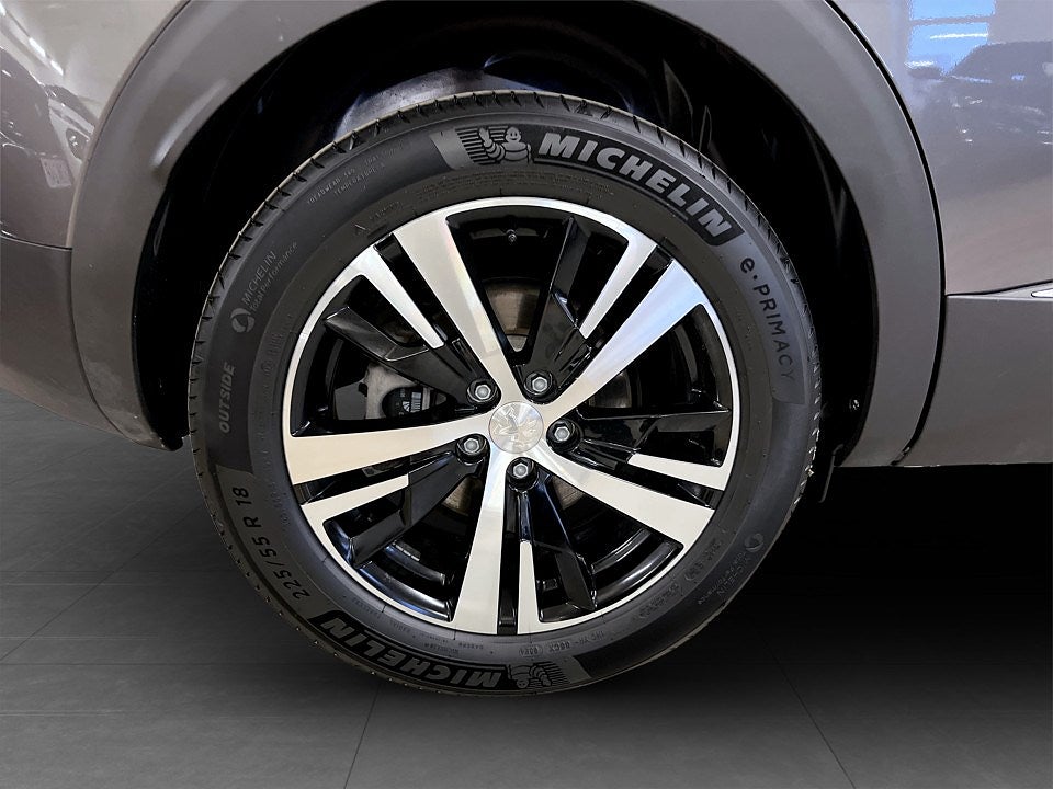 Bild på Peugeot 3008 GT 1.2 PT 130hk Aut - B-KAMERA,CARPLAY,NAVI