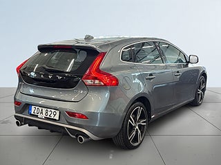 Volvo V40 D3 Geartronic R-Design VOC/S&V-Hjul/Dvärm/Navigation/BT – bild 6