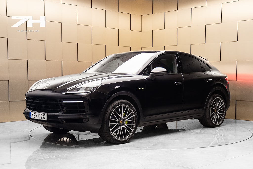 Porsche Cayenne E-Hybrid Coupé / Bose / 18-väg / Pano / Ad Farthållare