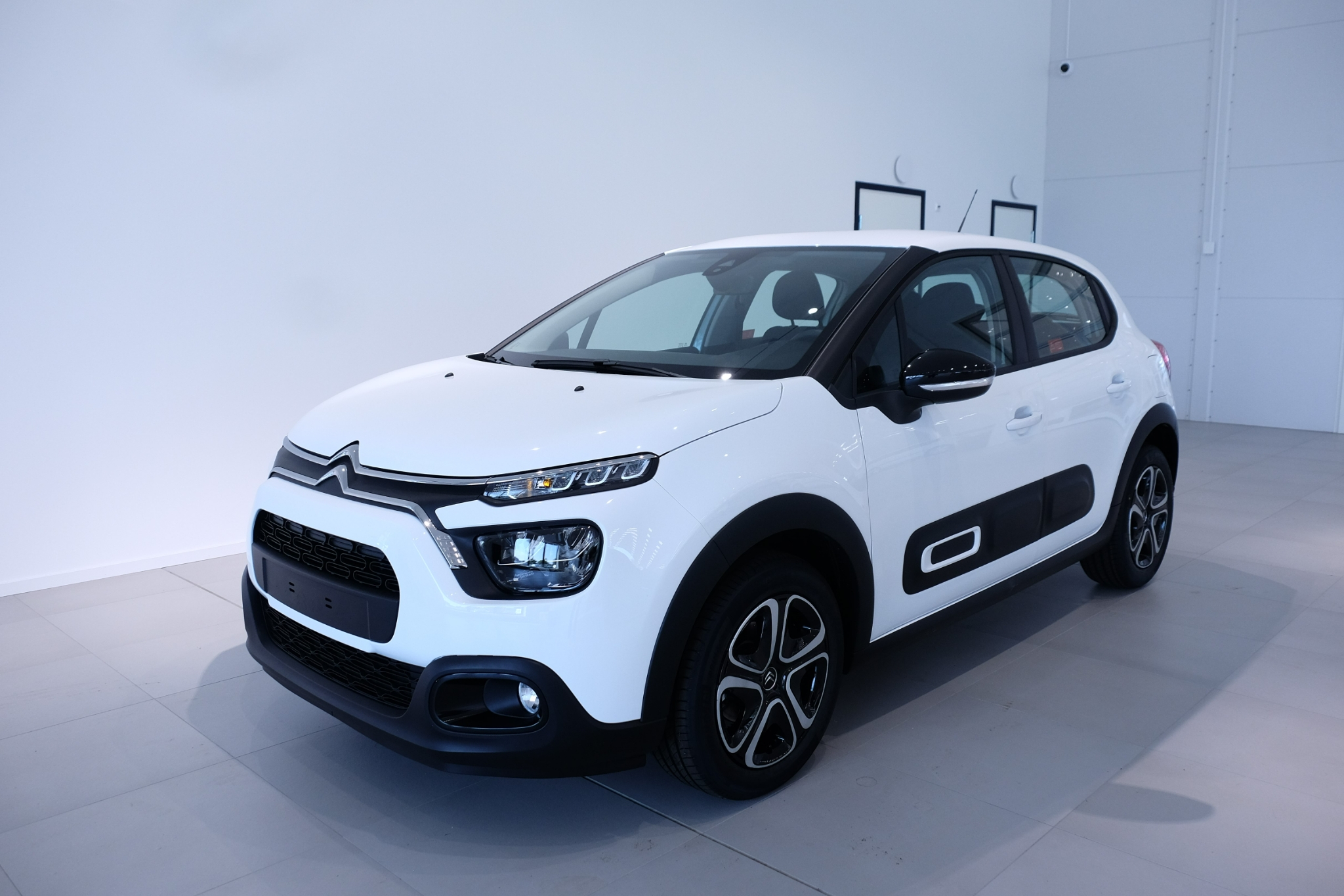 Citroen C3 Feel 82hk 2023, bild 2/51