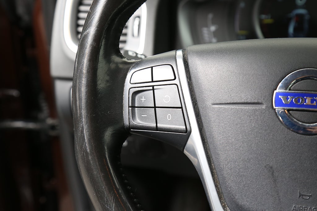 Volvo S60 Cross Country D4 190hk Summum BE VOC Dragkrok