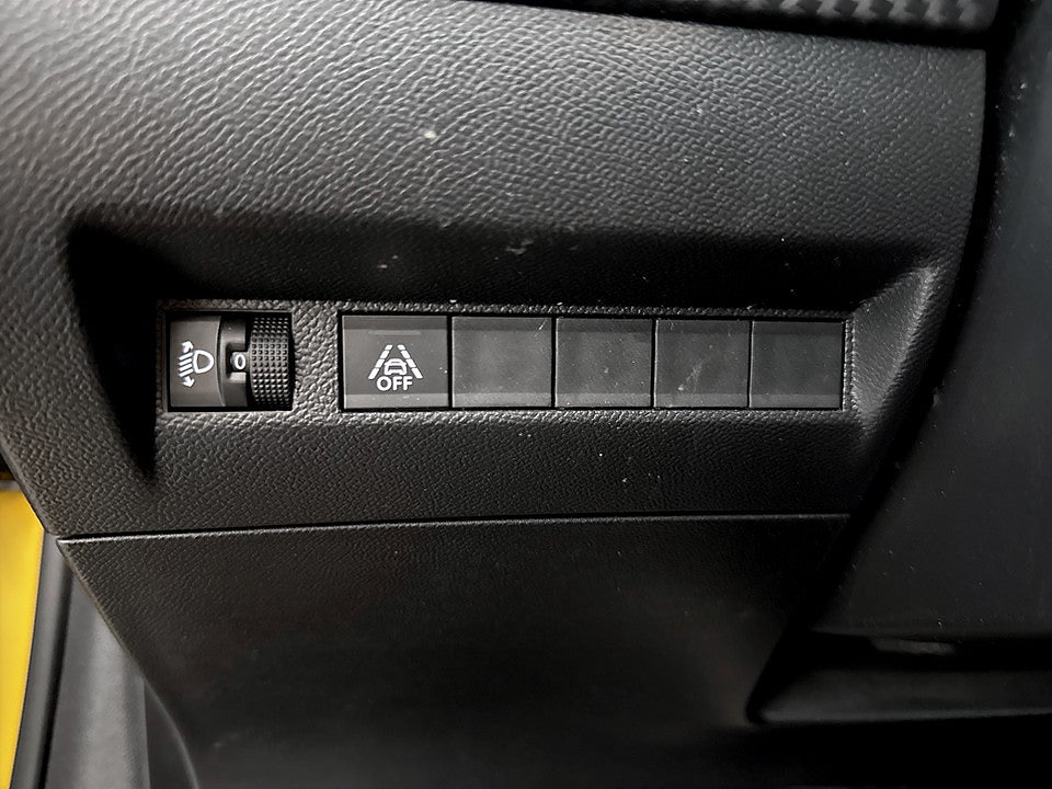 Bild på Peugeot 208 Active 1.2 PT 100hk Aut KAMPANJRÄNTA 3,99%