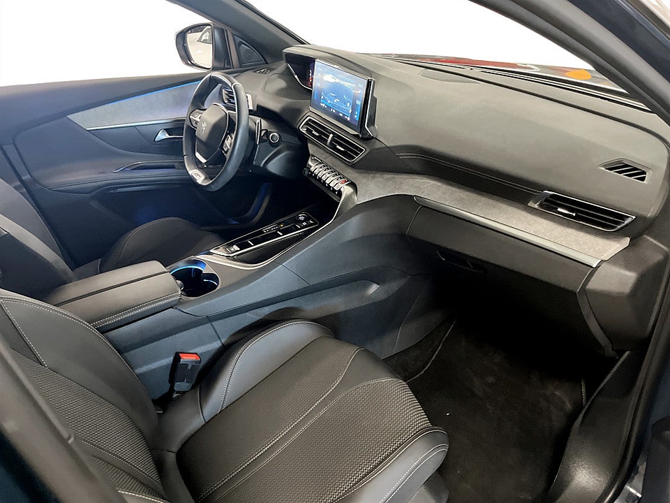 Bild på Peugeot 3008 GT 1.2 PT 130hk Aut B-KAMERA CARPLAY