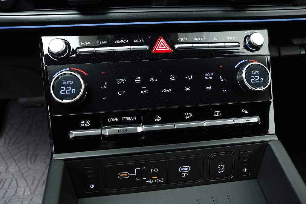 Hyundai Santa Fe PHEV 4WD Calligraphy Line 7 Sits Låga mil 288HK