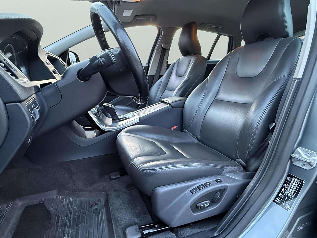 Volvo V60 Cross Country D3 Geartronic Summum Business Edition 1 Ägare - miniatyr 11