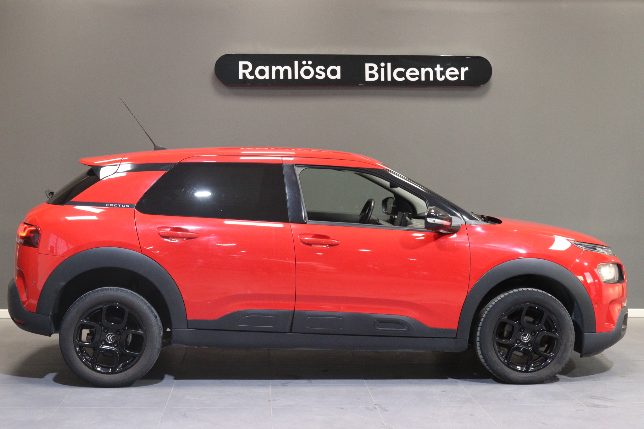 Citroen C4 Cactus 2018, bild 3/56