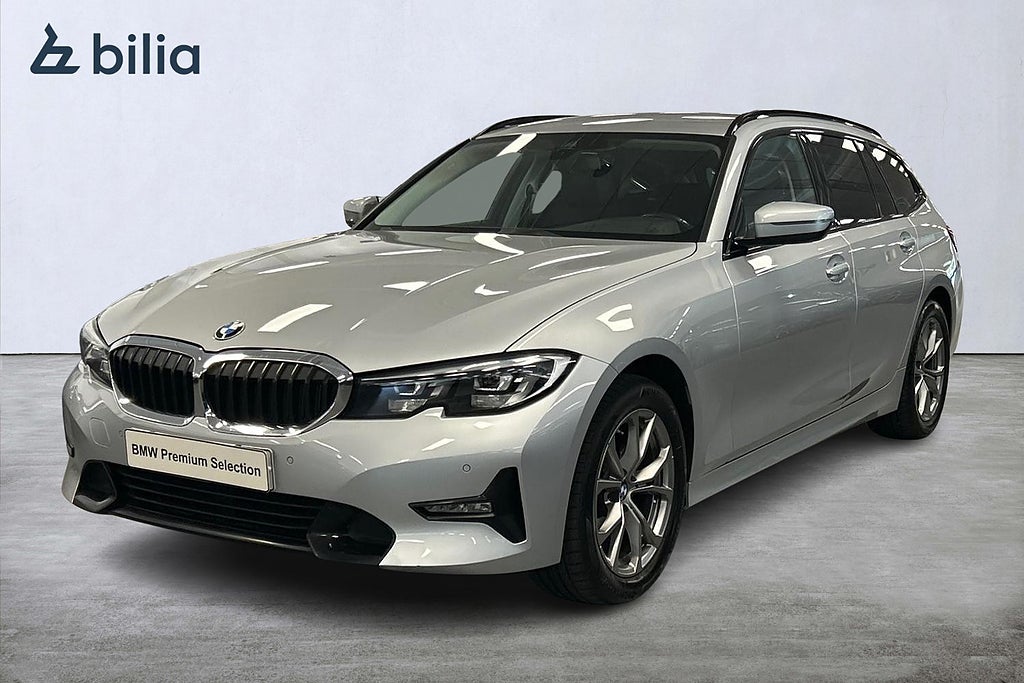 BMW 320d xDrive Touring Sportline | Tonade rutor | Värmare | 17"