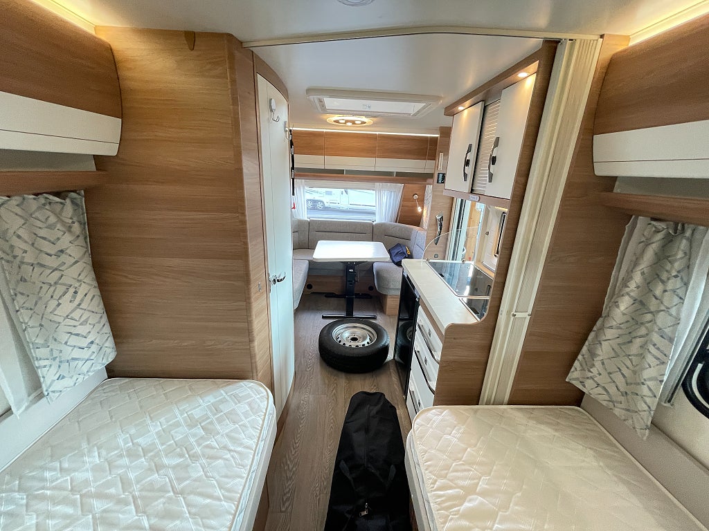 Hobby 460 LU De Luxe / Köp nu – hämta till våren! - Hobby