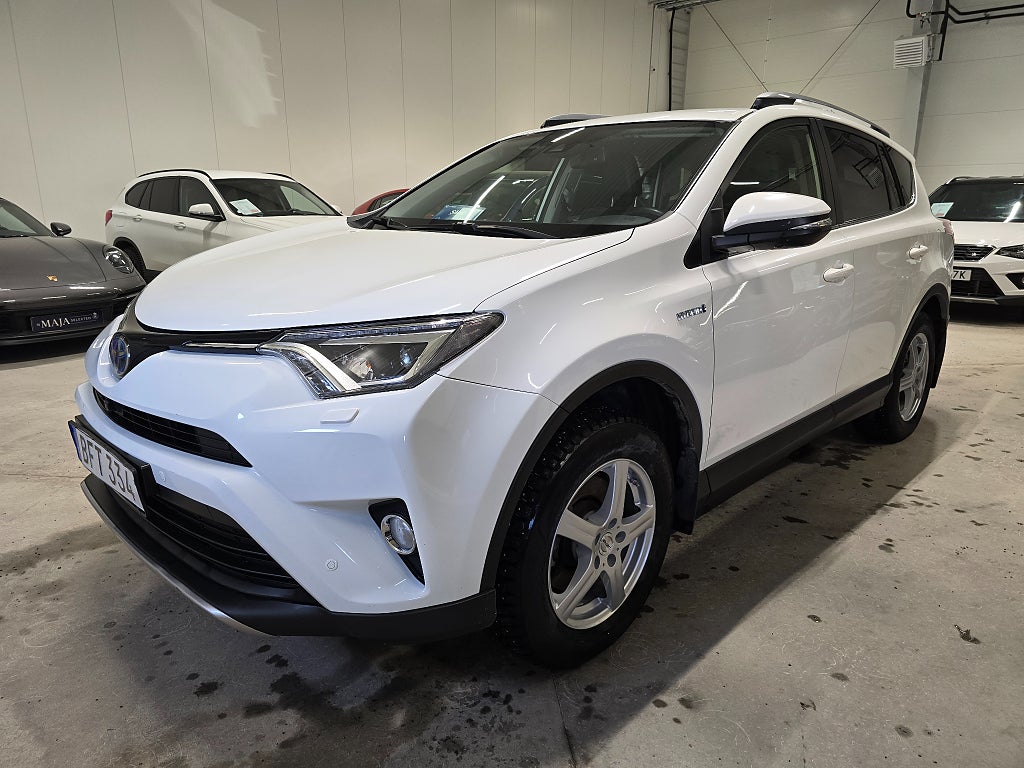 Toyota RAV4 Hybrid 2.5 Dual AWD E-CVT Executive *Dragkrok *Kamera