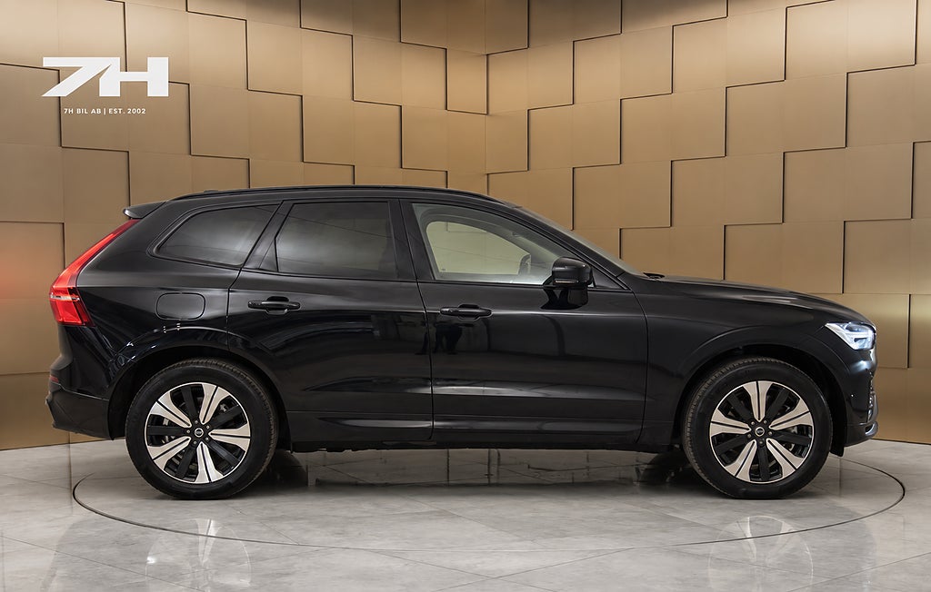 Volvo XC60 T6 Plug-In Hybrid AWD Plus Dark / Panorama / 360° / H&K