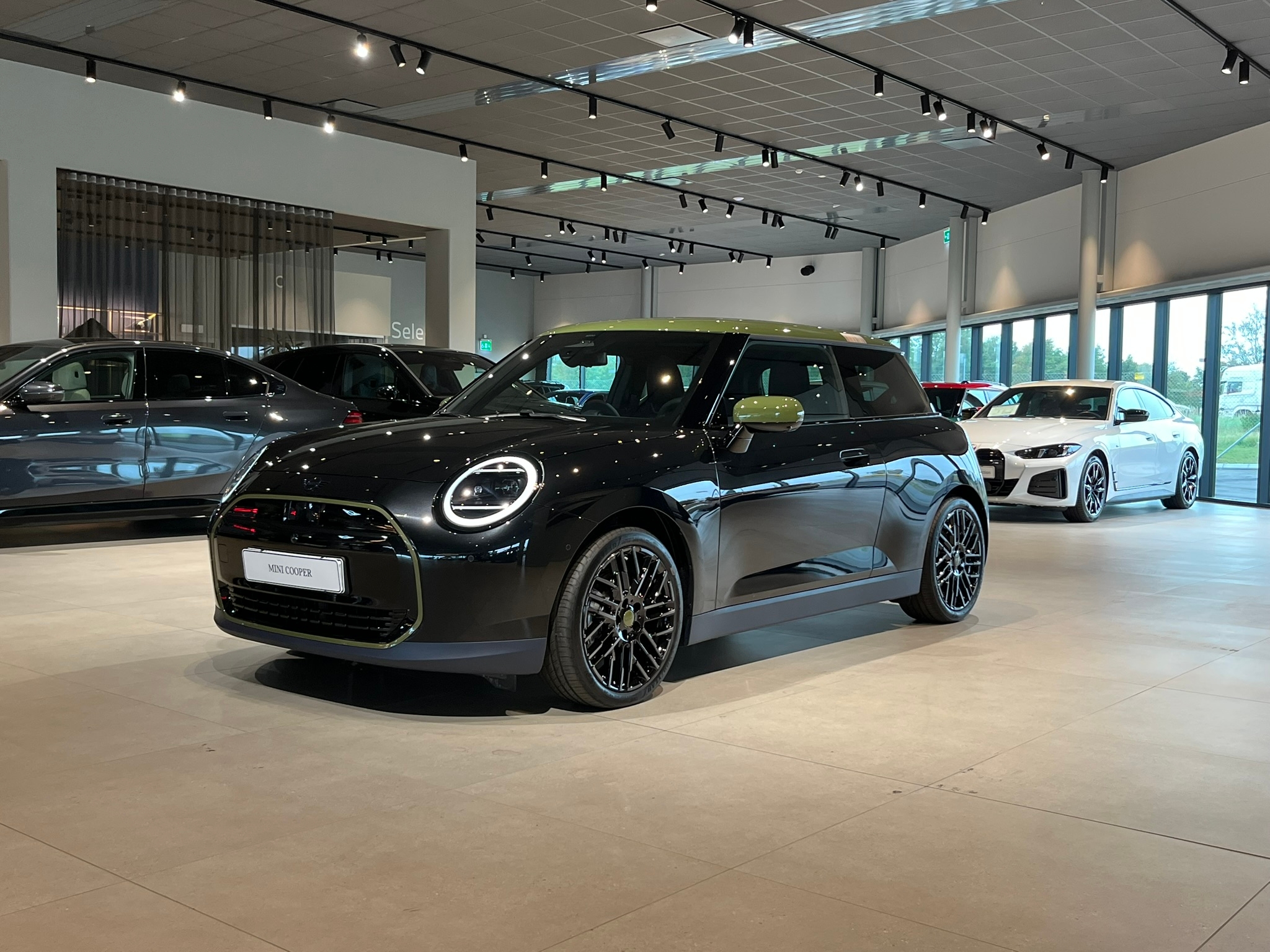 MINI Cooper E Paul Smith Edition Inkl 2026, bild 7/32