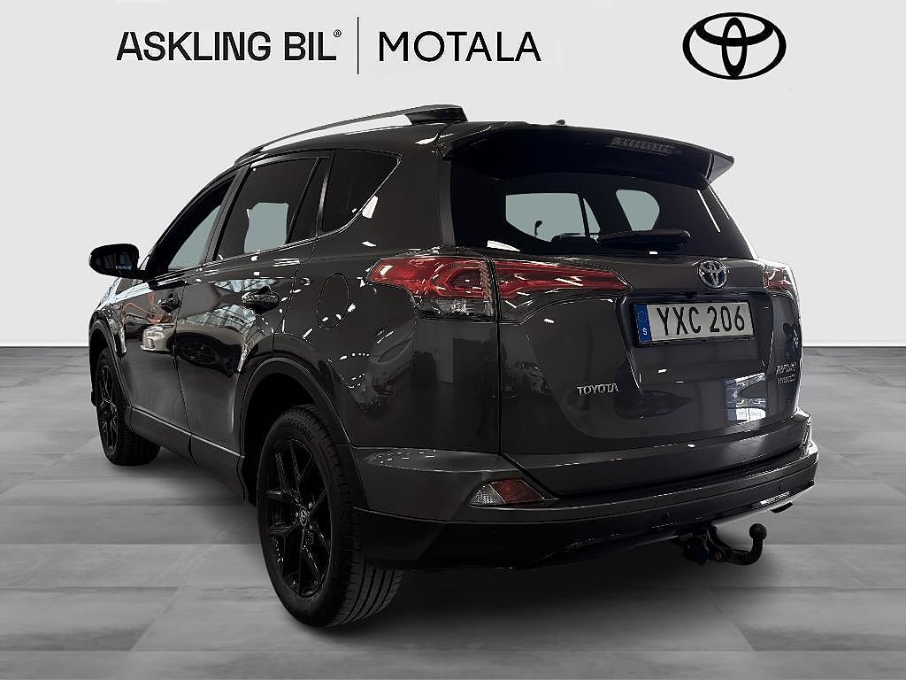 Toyota RAV4 2017 - miniatyr 3