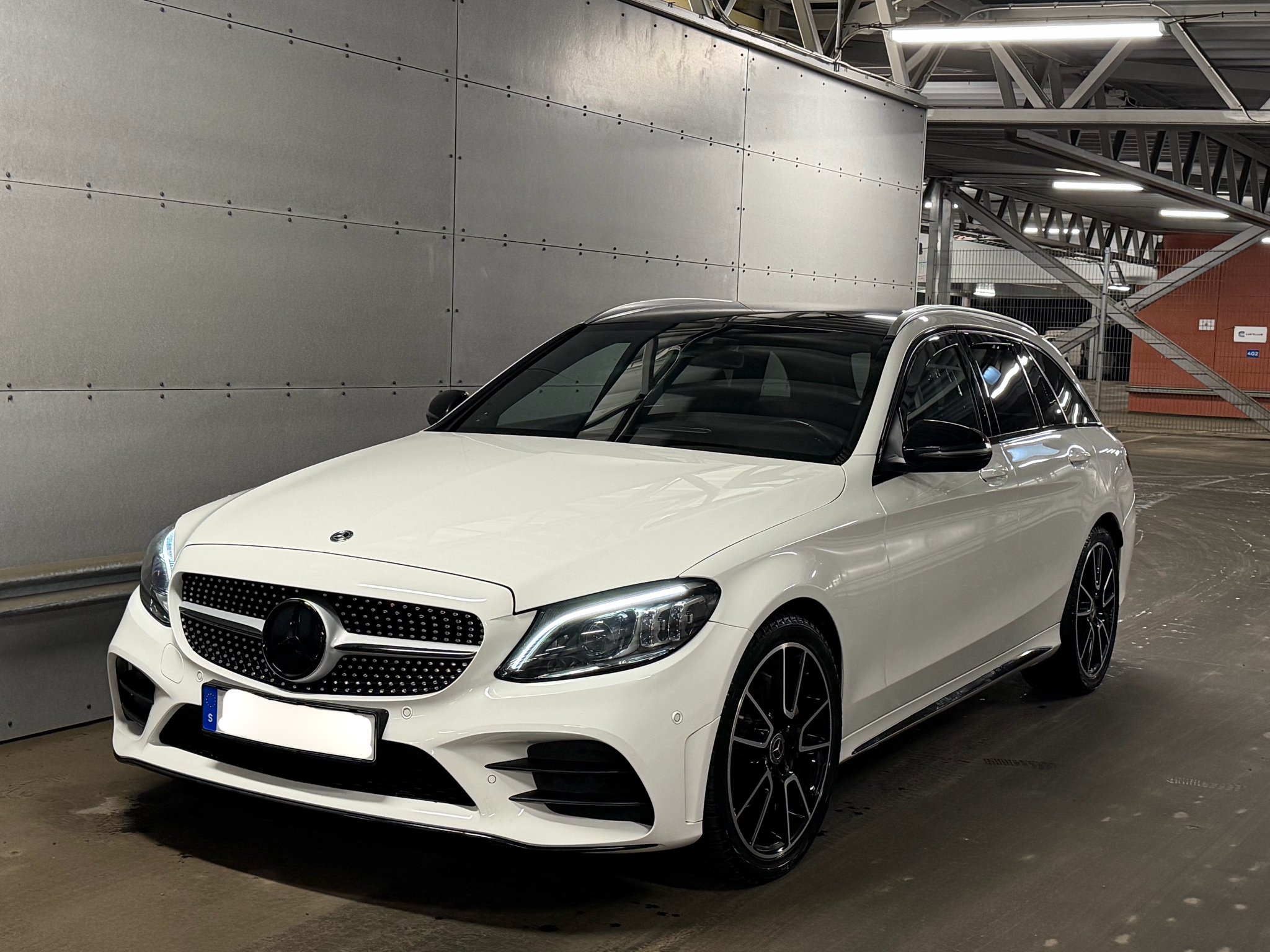 Mercedes-Benz C 2019, bild 2/36