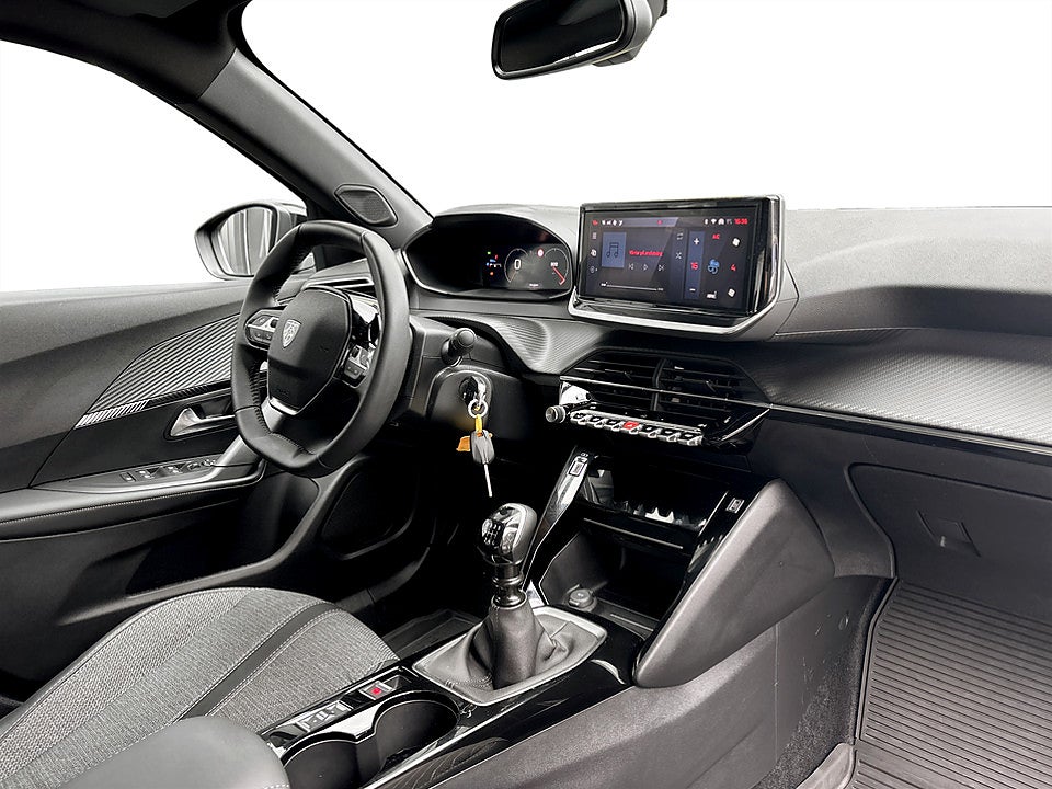 Bild på Peugeot 2008 Allure 1.2 PT 130hk B-KAMERA CARPLAY