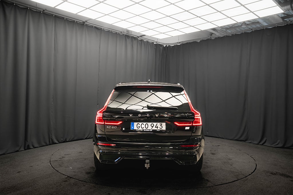 Volvo XC60 Recharge II T6 AWD DARK PANO DRAG 360° ORREFORS MOMS