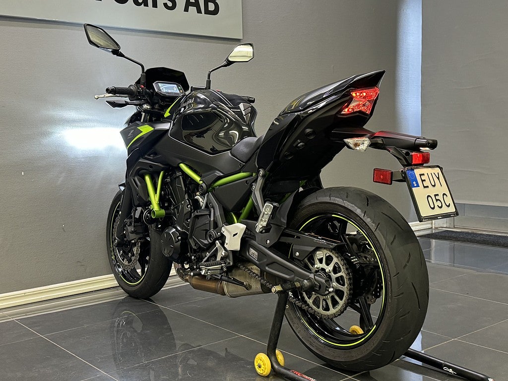 Kawasaki Ninja Z650 | ABS | FULLSERVAD | FR. 701KR / MÅNAD