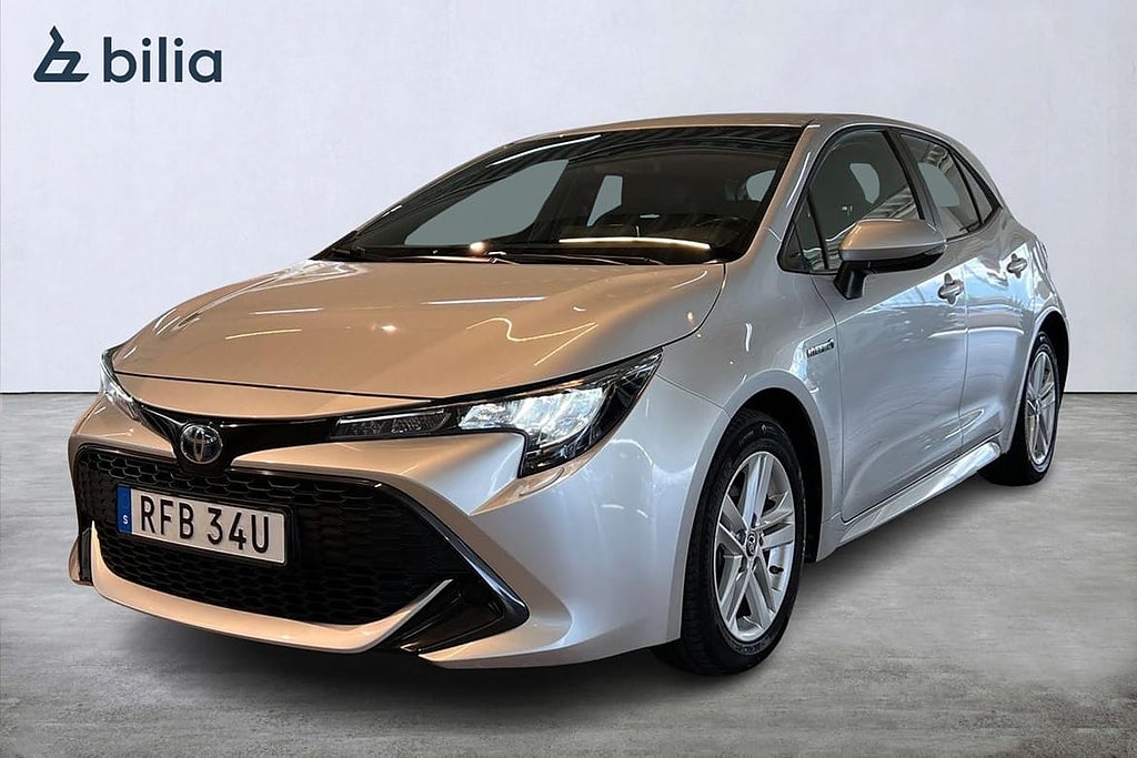 Toyota Corolla 1,8 HYBRID 5D ACTIVE SPI - FULL SERVICEHIS...