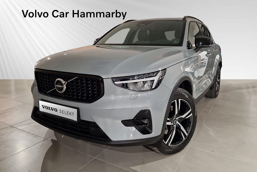 Volvo XC40 B4 FWD Bensin Plus Dark