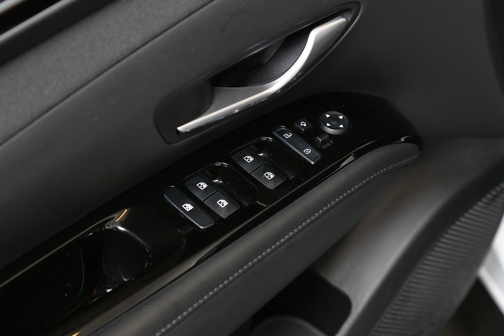 Hyundai Tucson 1,6T-GDi PHEV 265hk 6AT 4WD Advanced KRELL Skinn Drag 2022