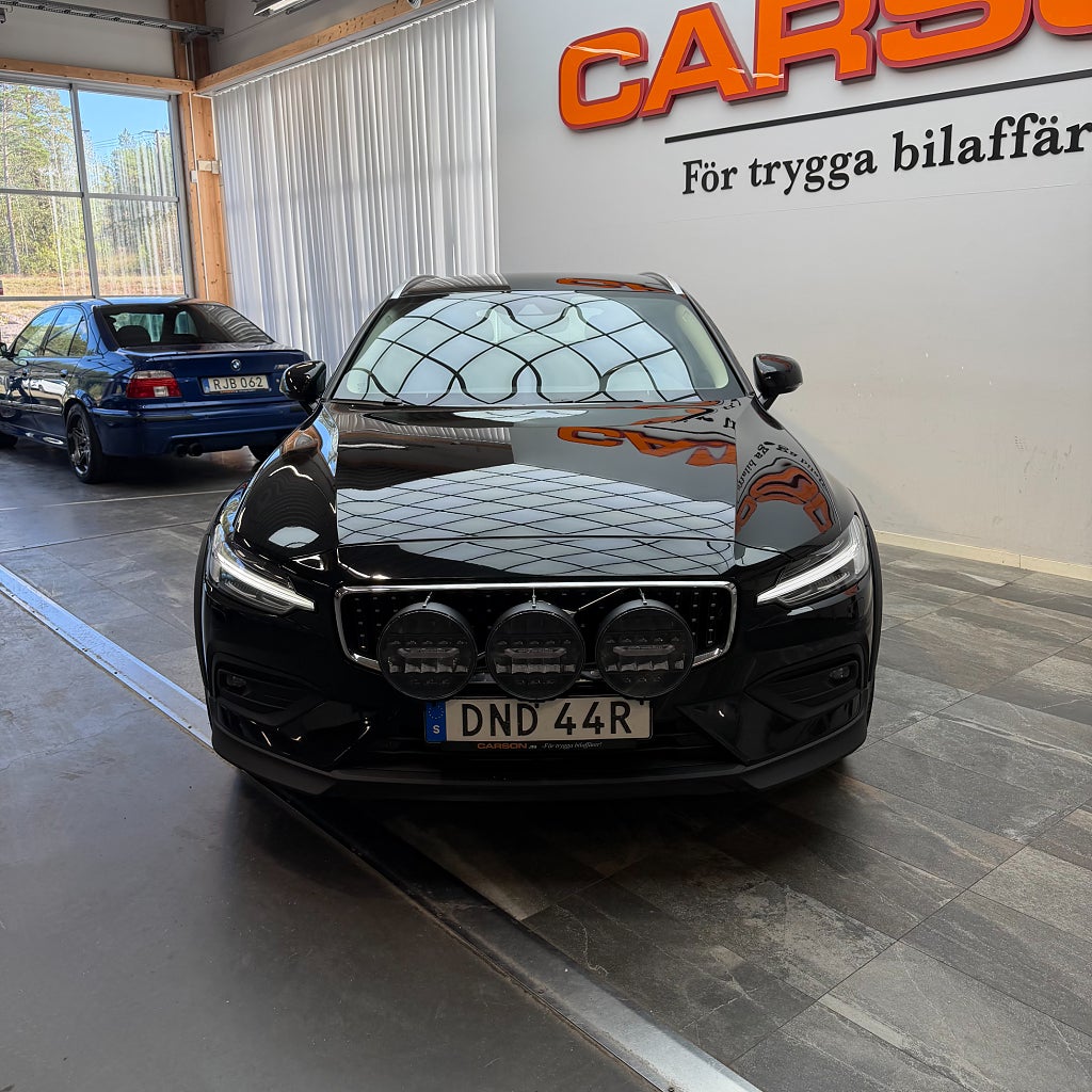 Volvo V60 Cross Country B4 AWD Advanced SE H&K Navigation Backkamera D