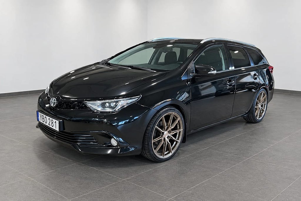 Toyota Auris Touring Sports 1,8 Hybrid Active Plus v-hjul...