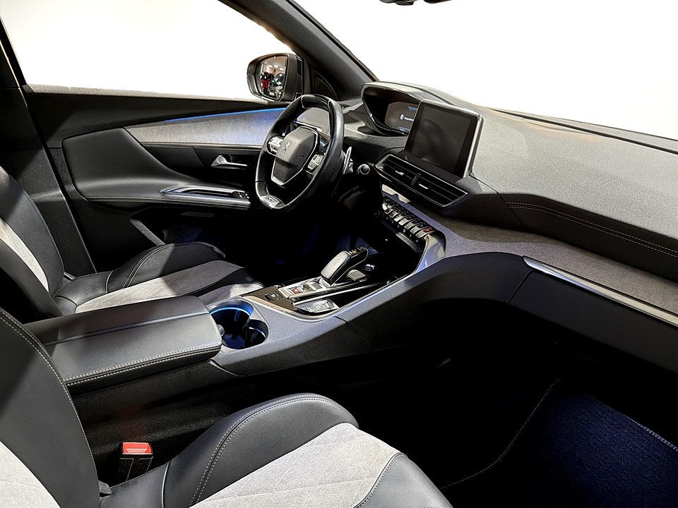 Bild på Peugeot 3008 GT Hybrid4 300hk Aut 4WD - B-KAMERA, NAVI
