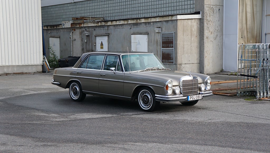 Mercedes-Benz 280 SEL 4.5