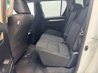 Toyota Hilux Dubbelhytt 2.4 AWD Hero MOMS/Drag/MoK/Kamera