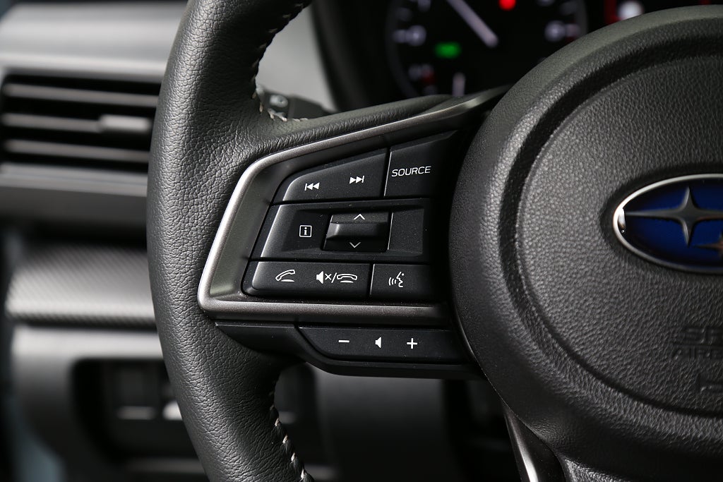 Subaru Crosstrek 2,0i X-fuel E-boxer Adventure  2,99% 2025