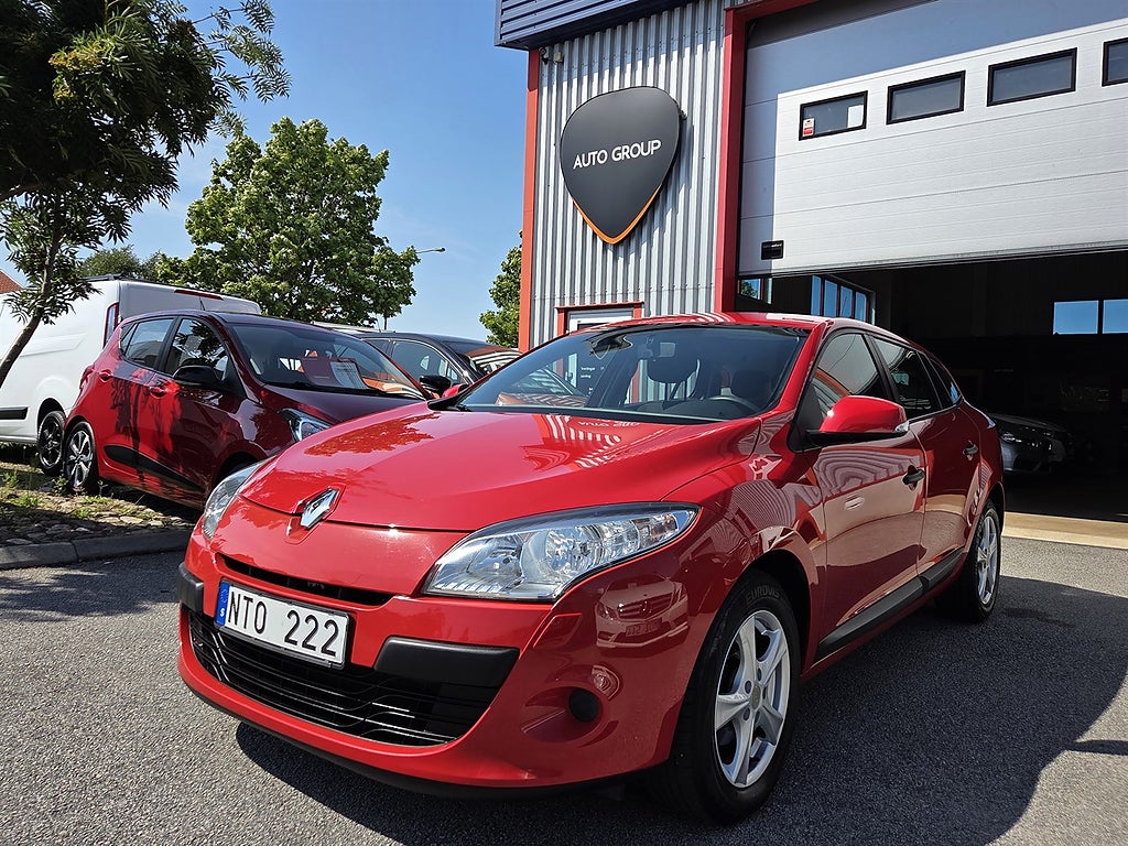 Renault Mégane Grandtour 1.6 E85 Manuell, 110hk Nybesiktad Nyservad
