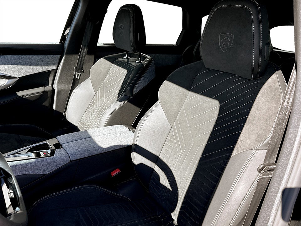 Bild på Peugeot 5008 GT Hybrid 145hk Aut 7-SITS B-KAMERA CARPLAY