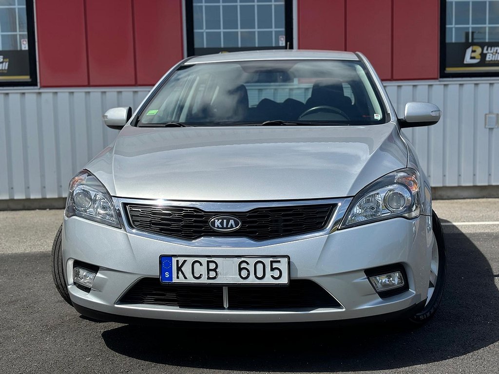 Kia Ceed cee'd 1.6 CRDi ECO Euro4/Endast 1 Ägare/Ny besiktad