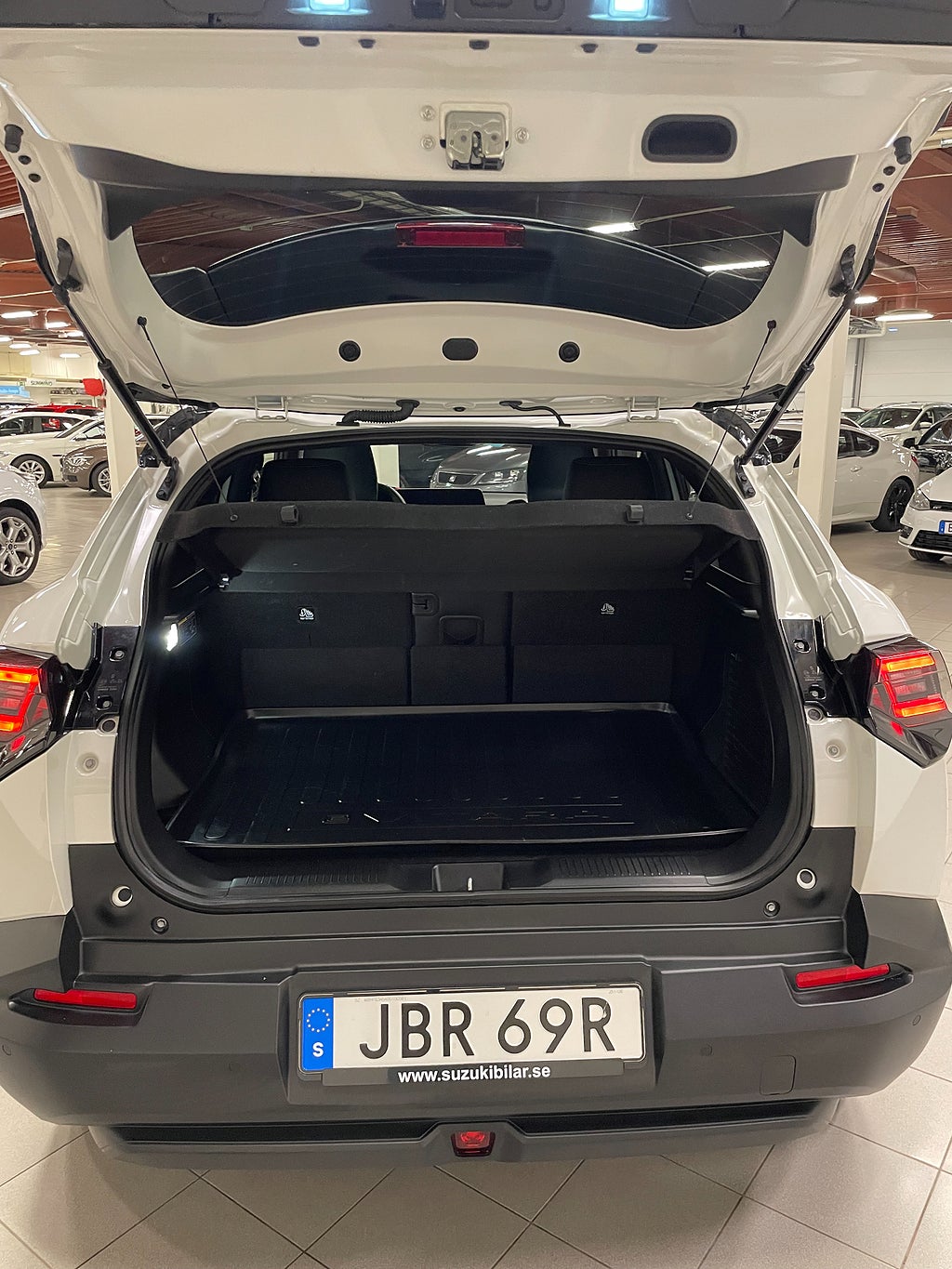 Suzuki Vitara e Inclusive 61 kWh 4x4