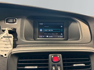 Volvo V40 T2 Kinetic Psens Farthållare BT 0,5 L/Mil ISOFIX
