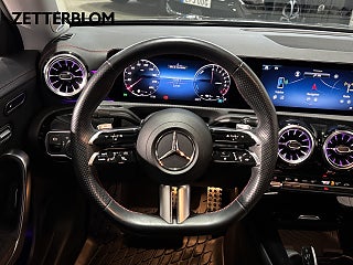 Sedan Mercedes-Benz CLA250 23 av 34