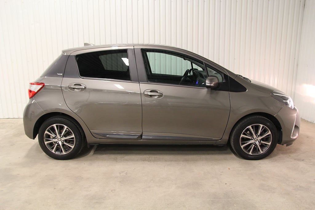 Toyota Yaris 5-dörrar 1.5 VVT-iE Active Jubileumsmodell