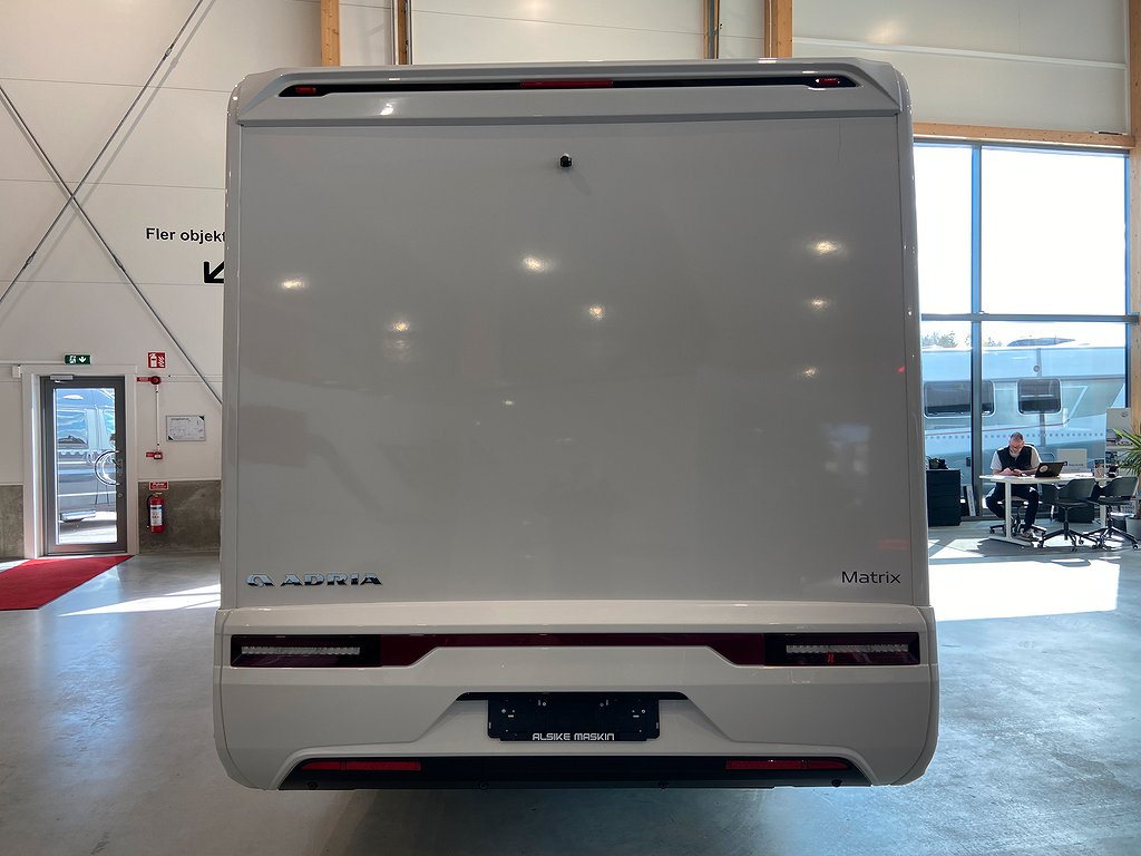 Adria Matrix Plus 670 SL / ALDE / Taksäng / 5 bältad / Auto - Adria